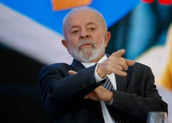 Lula Se Reúne Com Ministros - Gazeta Mercantil