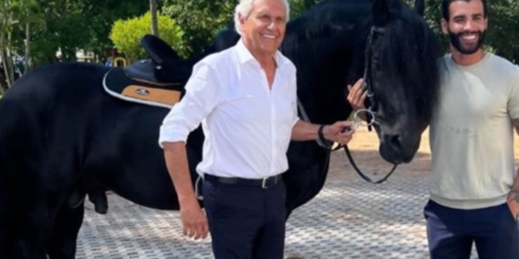 Ronaldo Caiado E Gusttavo Lima Campanha Presidencial - Gazeta Mercantil